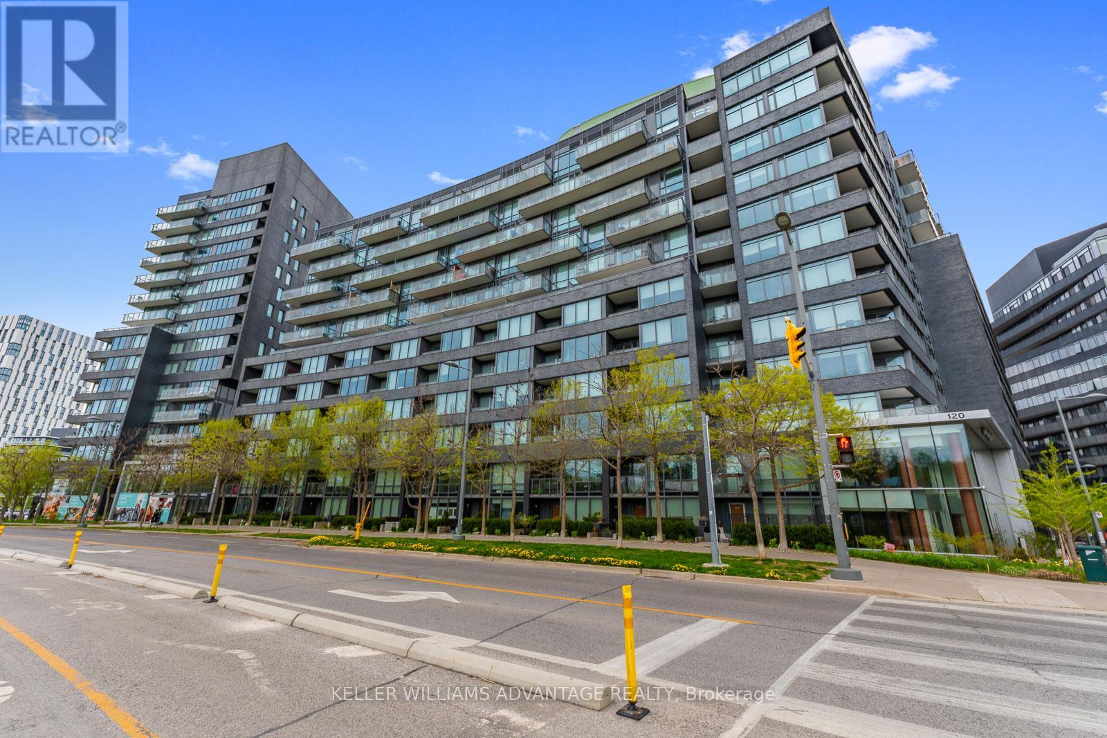N1009 - 120 Bayview Avenue, Toronto, Ontario  M5A 3R7 - Photo 2 - C12213372