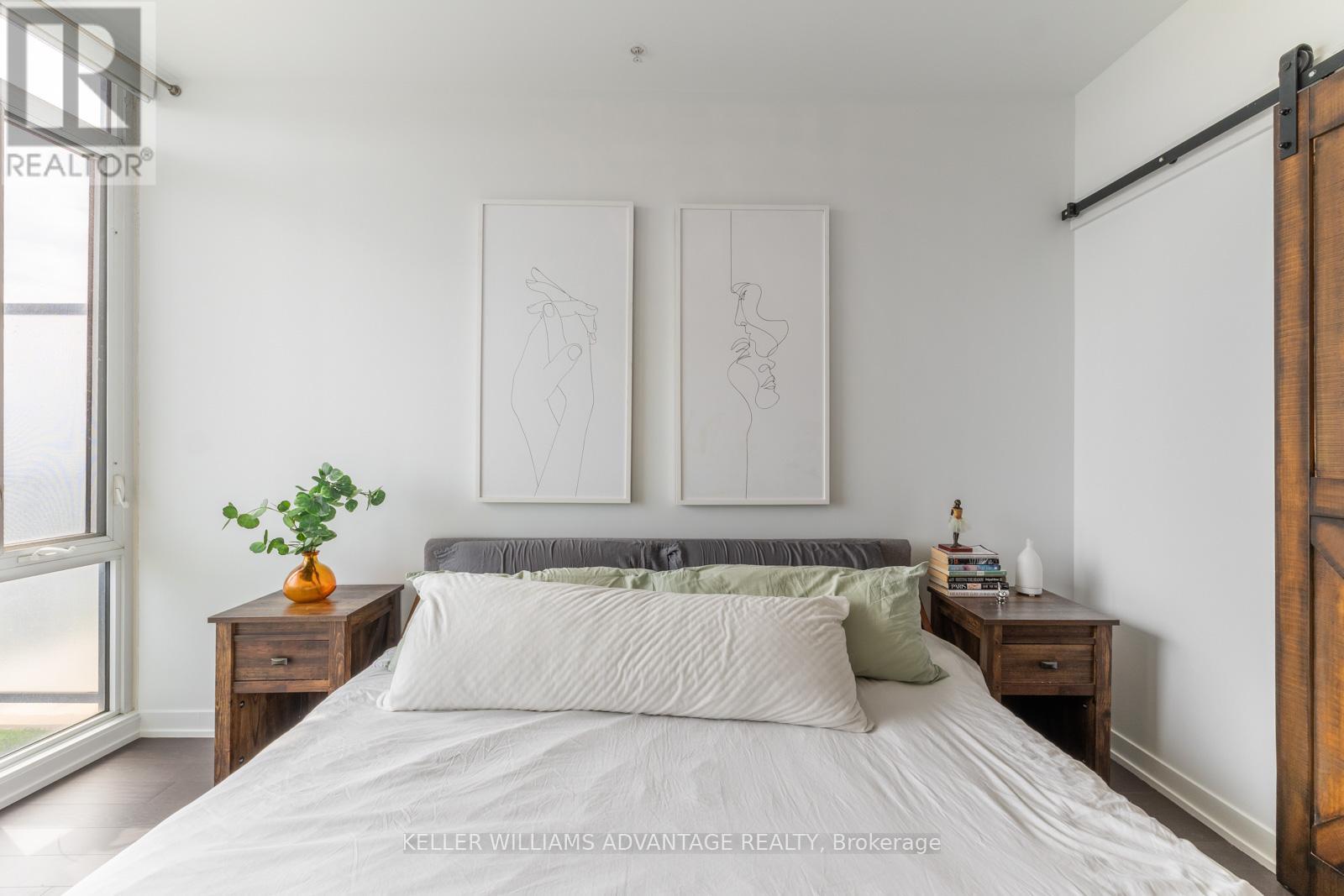 N1009 - 120 Bayview Avenue, Toronto, Ontario  M5A 3R7 - Photo 27 - C12213372