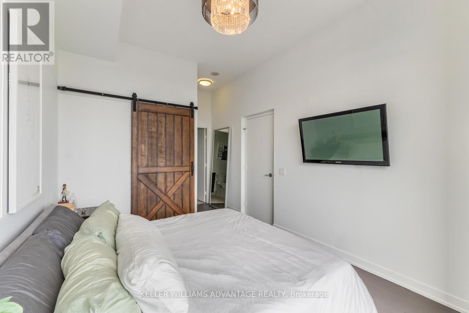N1009 - 120 Bayview Avenue, Toronto, Ontario  M5A 3R7 - Photo 29 - C12213372