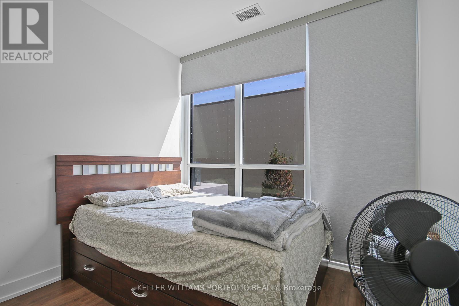 219 - 30 Inn On The Park Drive, Toronto, Ontario  M3C 0P7 - Photo 10 - C12213401