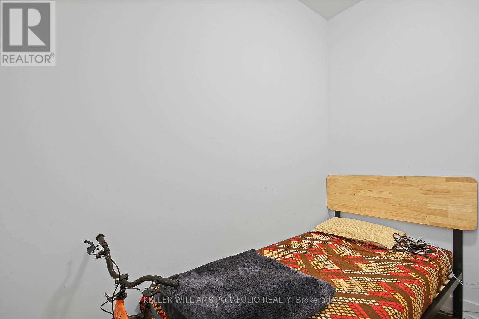 219 - 30 Inn On The Park Drive, Toronto, Ontario  M3C 0P7 - Photo 14 - C12213401