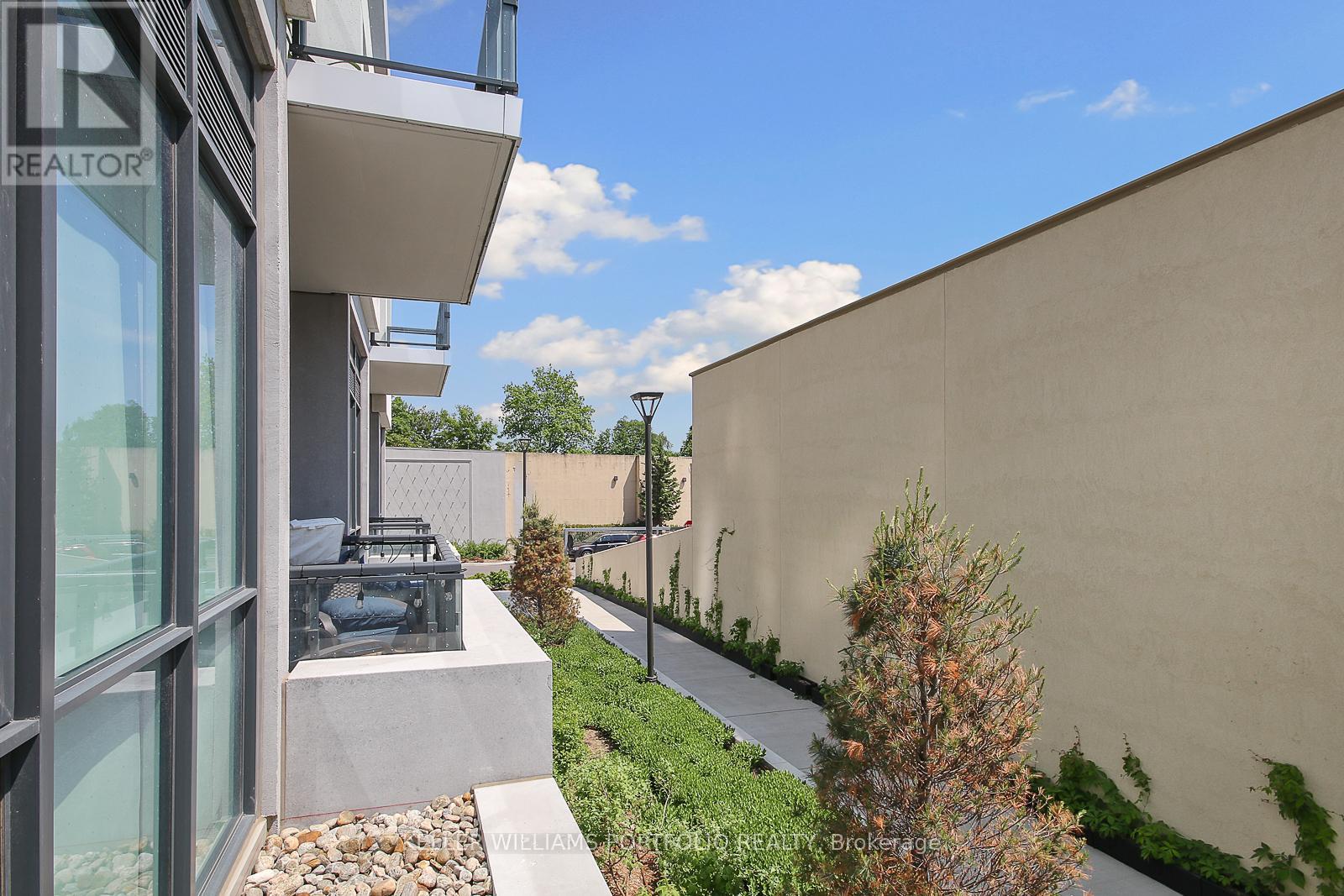 219 - 30 Inn On The Park Drive, Toronto, Ontario  M3C 0P7 - Photo 22 - C12213401