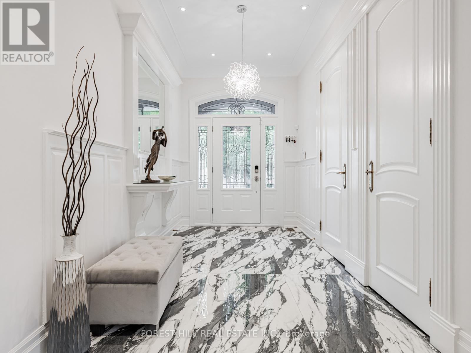 331 Connaught Avenue, Toronto (Newtonbrook West), Ontario  M2R 2M1 - Photo 4 - C12213406