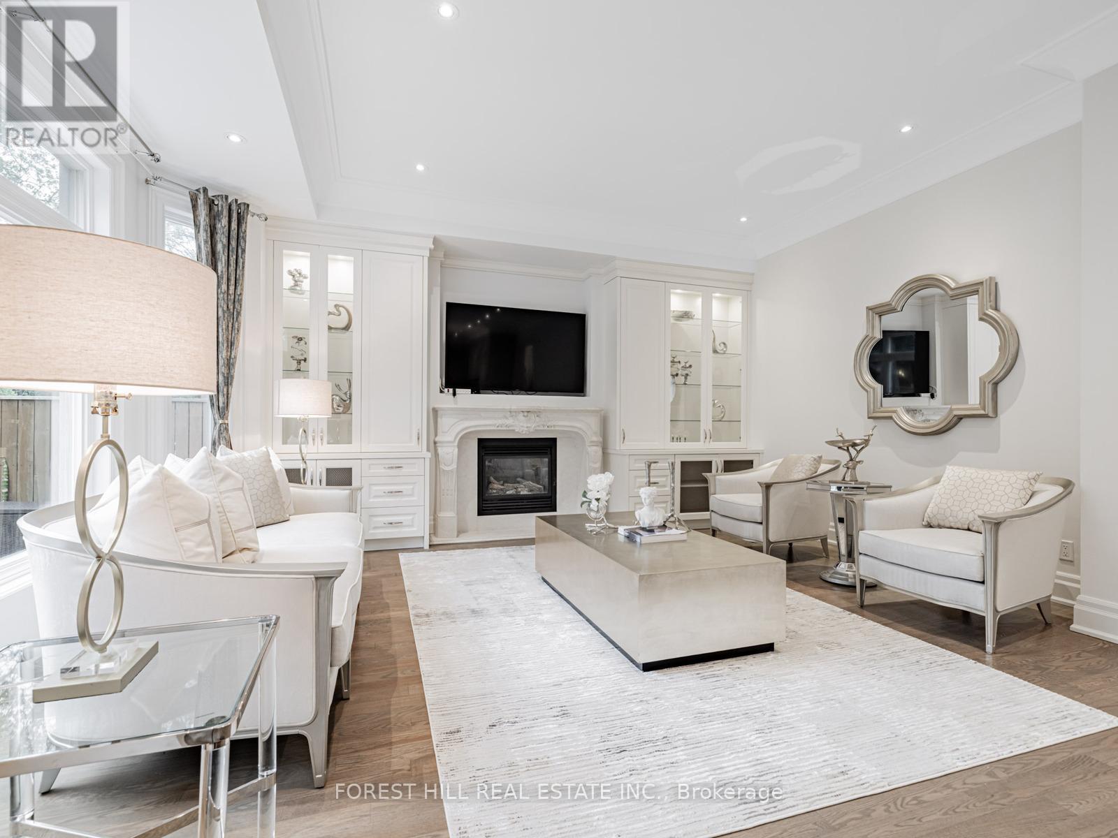 331 Connaught Avenue, Toronto (Newtonbrook West), Ontario  M2R 2M1 - Photo 8 - C12213406