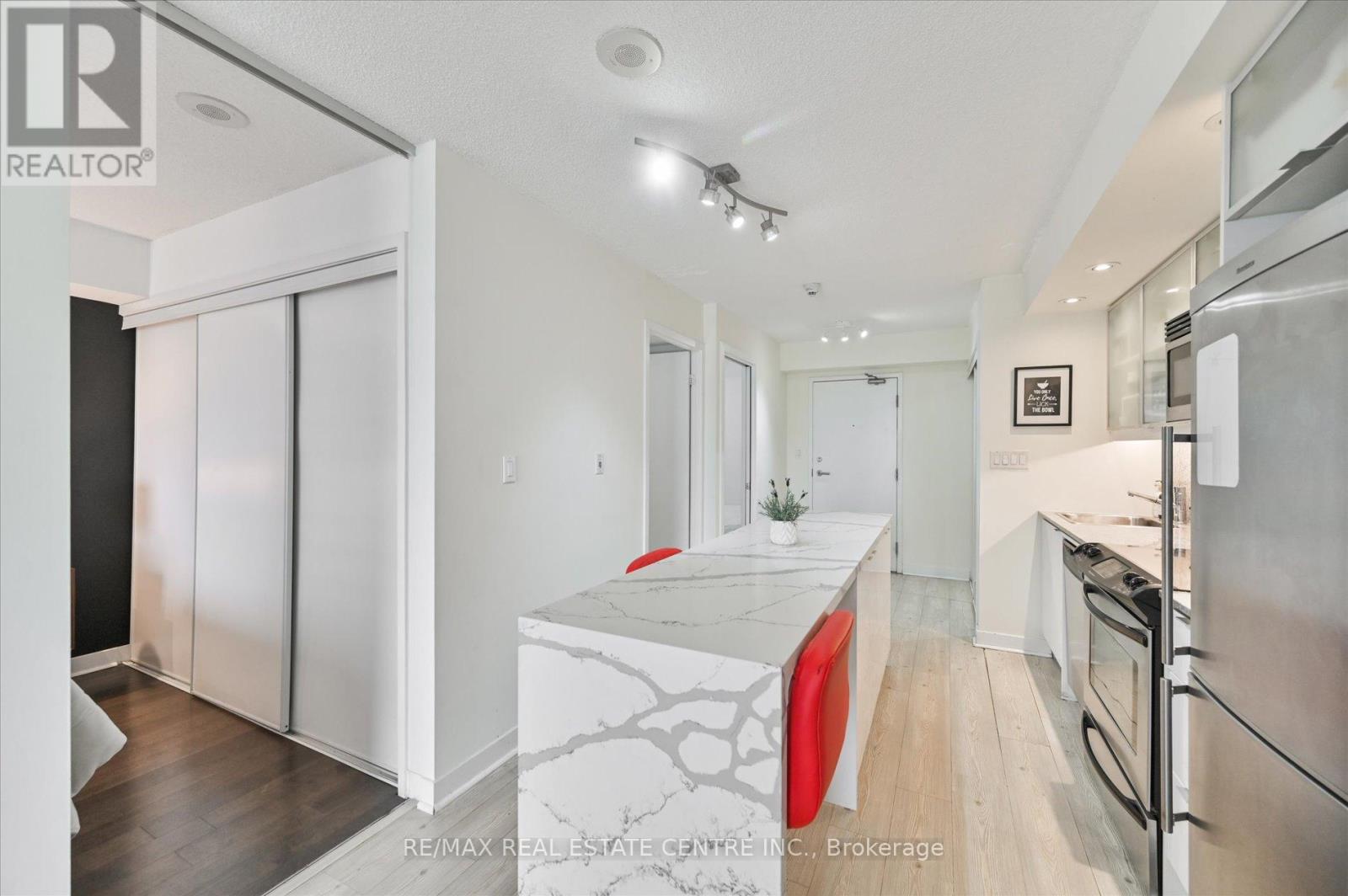 4105 - 25 Telegram Mews, Toronto, Ontario  M5V 3Z1 - Photo 13 - C12213408