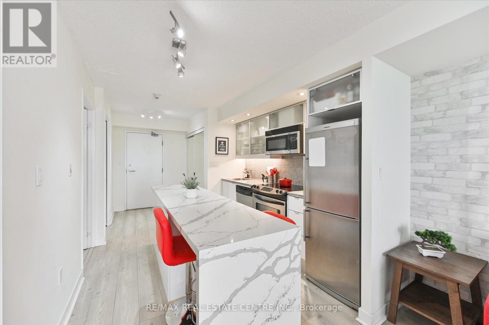 4105 - 25 Telegram Mews, Toronto, Ontario  M5V 3Z1 - Photo 15 - C12213408
