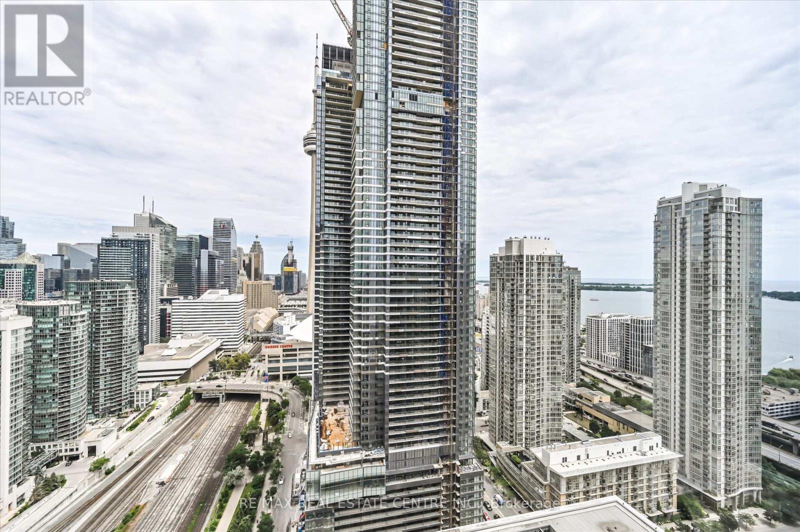 4105 - 25 Telegram Mews, Toronto, Ontario  M5V 3Z1 - Photo 28 - C12213408