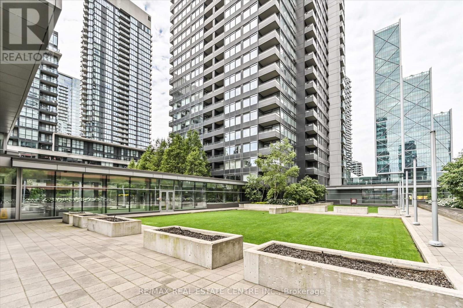 4105 - 25 Telegram Mews, Toronto, Ontario  M5V 3Z1 - Photo 33 - C12213408
