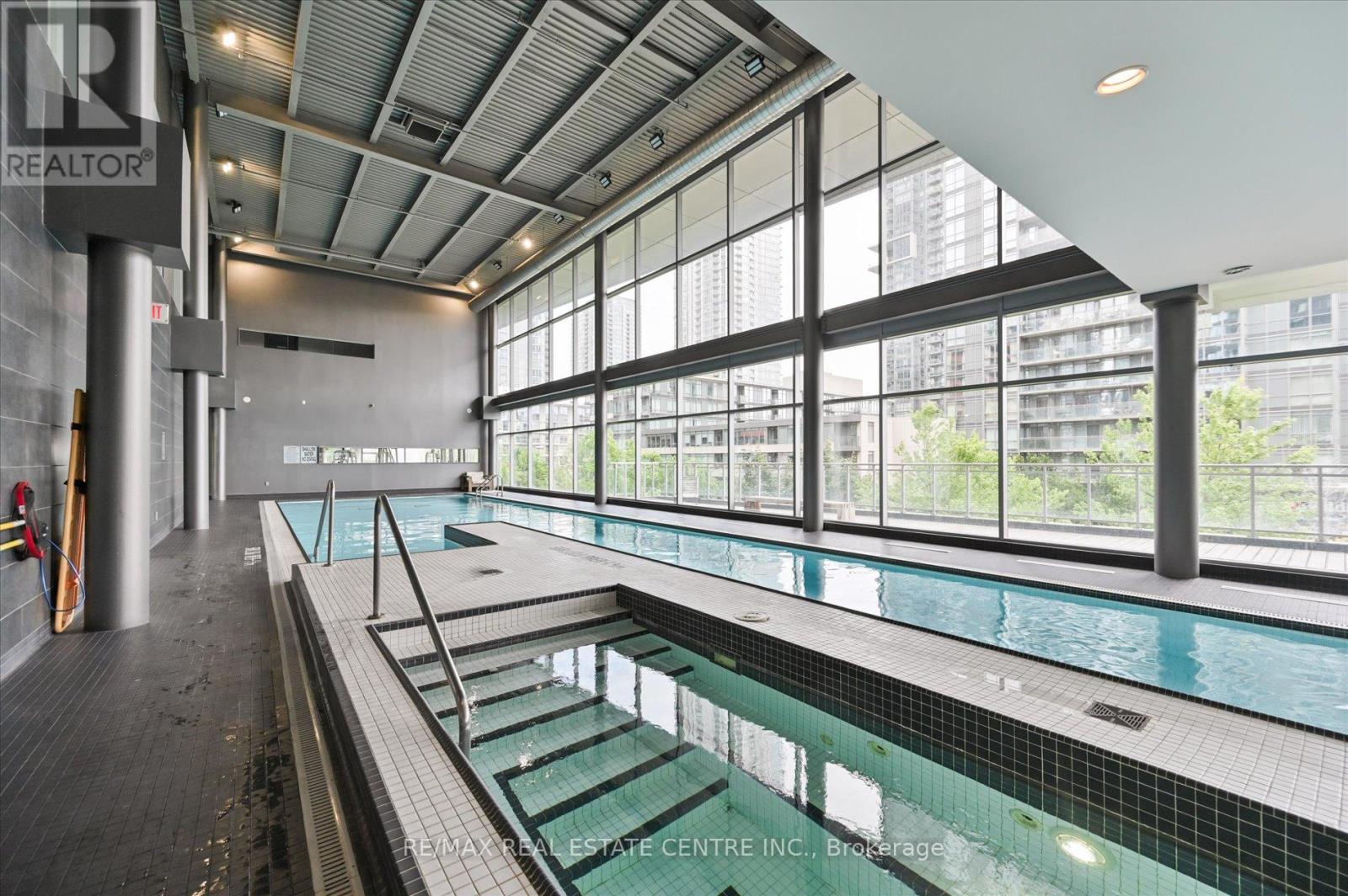 4105 - 25 Telegram Mews, Toronto, Ontario  M5V 3Z1 - Photo 35 - C12213408
