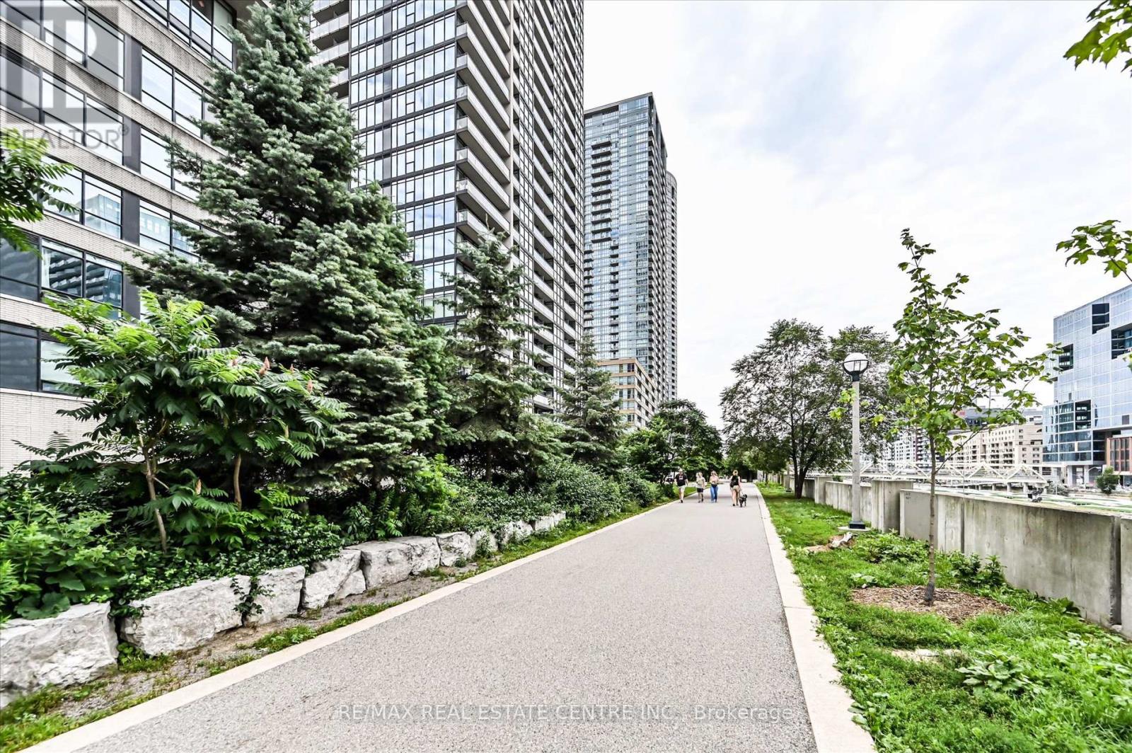 4105 - 25 Telegram Mews, Toronto, Ontario  M5V 3Z1 - Photo 39 - C12213408