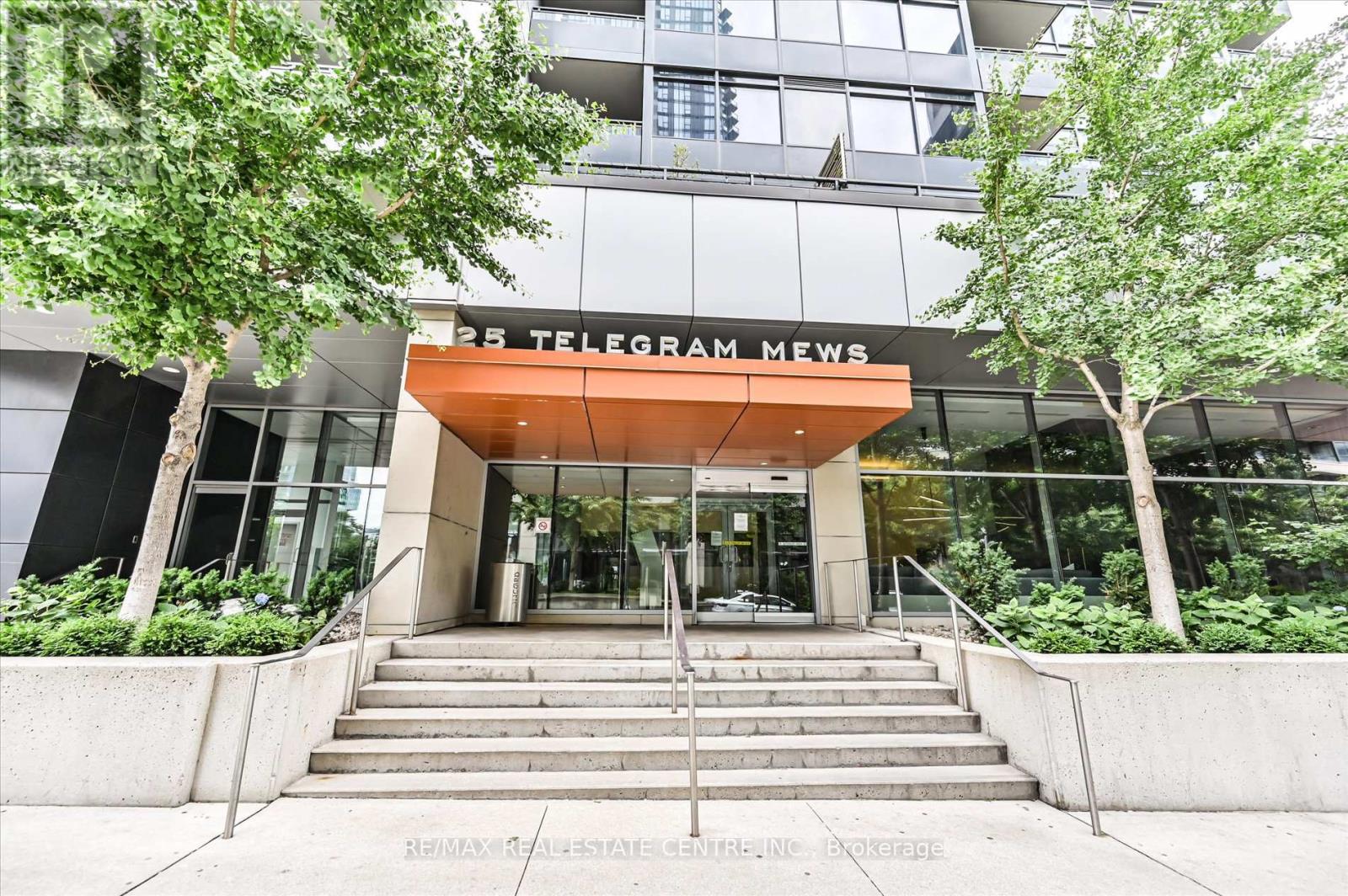 4105 - 25 Telegram Mews, Toronto, Ontario  M5V 3Z1 - Photo 5 - C12213408