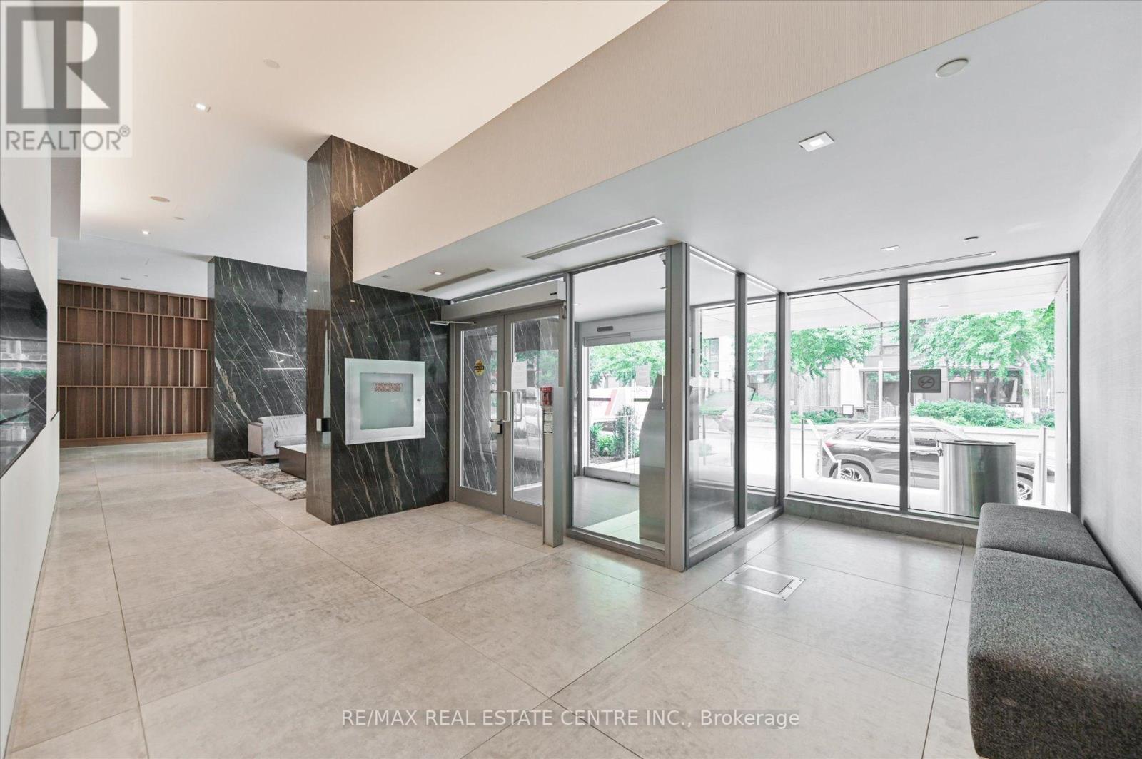 4105 - 25 Telegram Mews, Toronto, Ontario  M5V 3Z1 - Photo 6 - C12213408