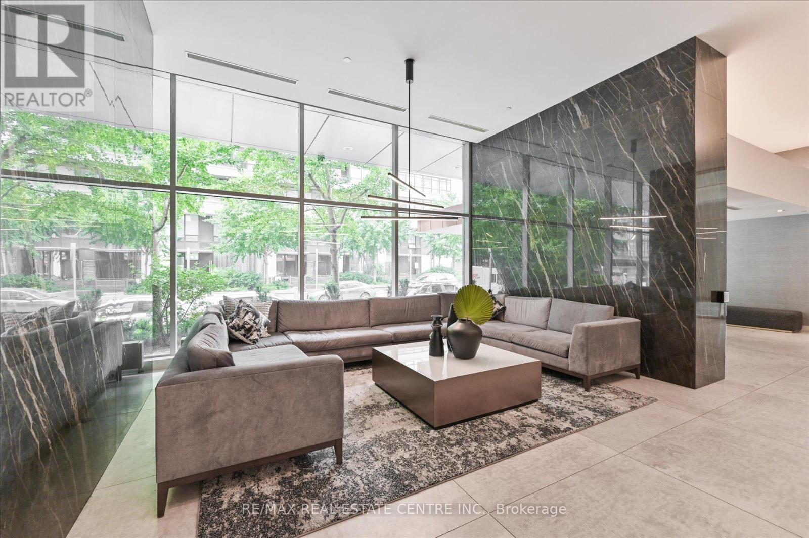 4105 - 25 Telegram Mews, Toronto, Ontario  M5V 3Z1 - Photo 9 - C12213408