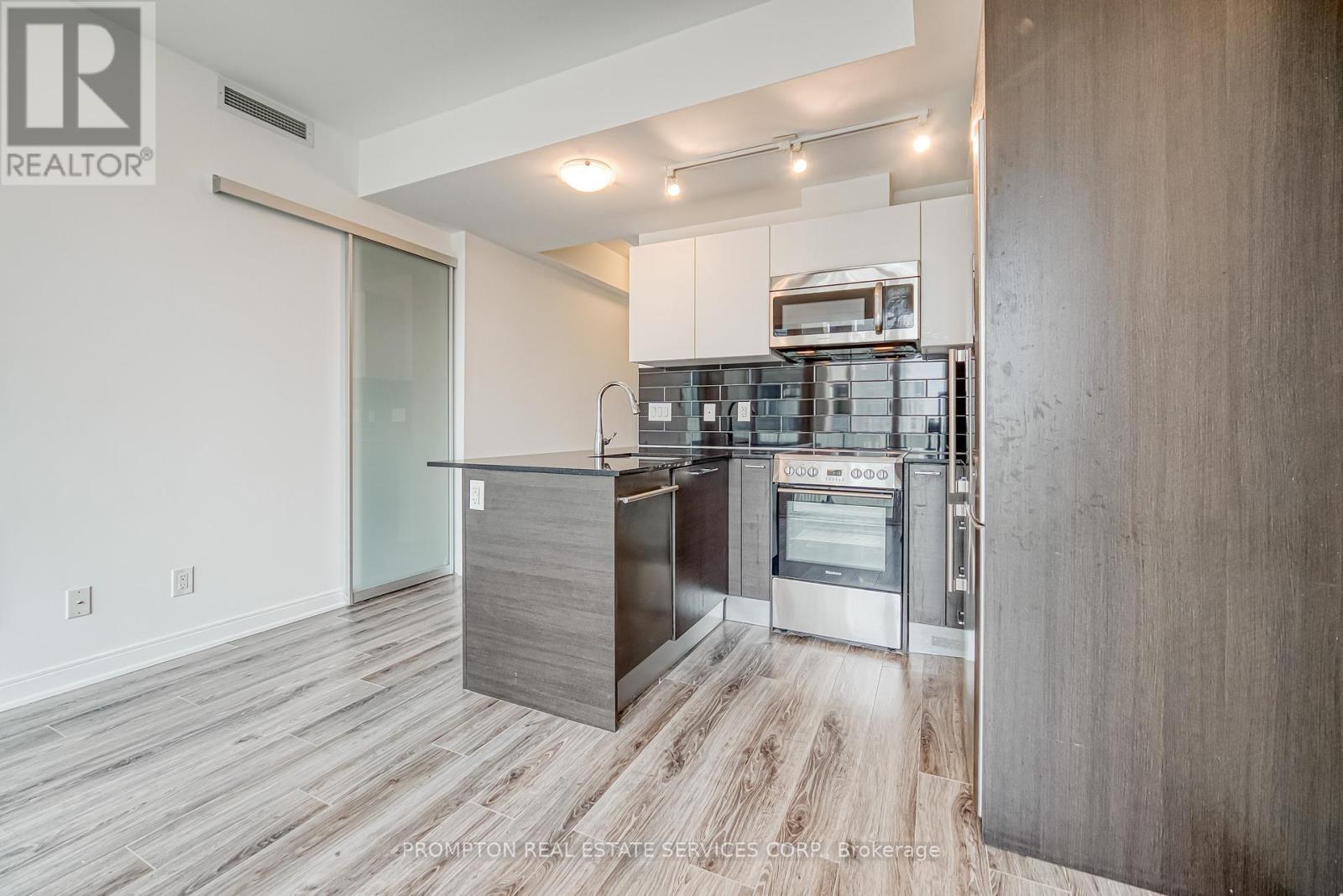 2105 - 42 Charles Street E, Toronto, Ontario  M4Y 1T4 - Photo 14 - C12213437