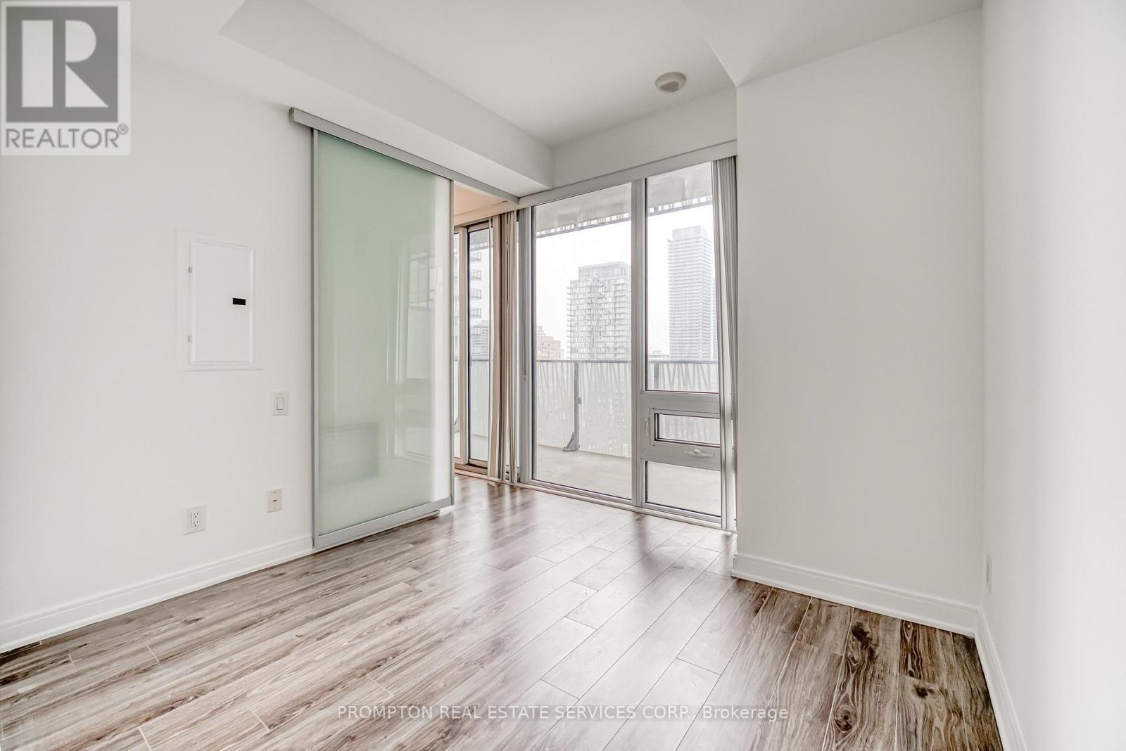 2105 - 42 Charles Street E, Toronto, Ontario  M4Y 1T4 - Photo 19 - C12213437