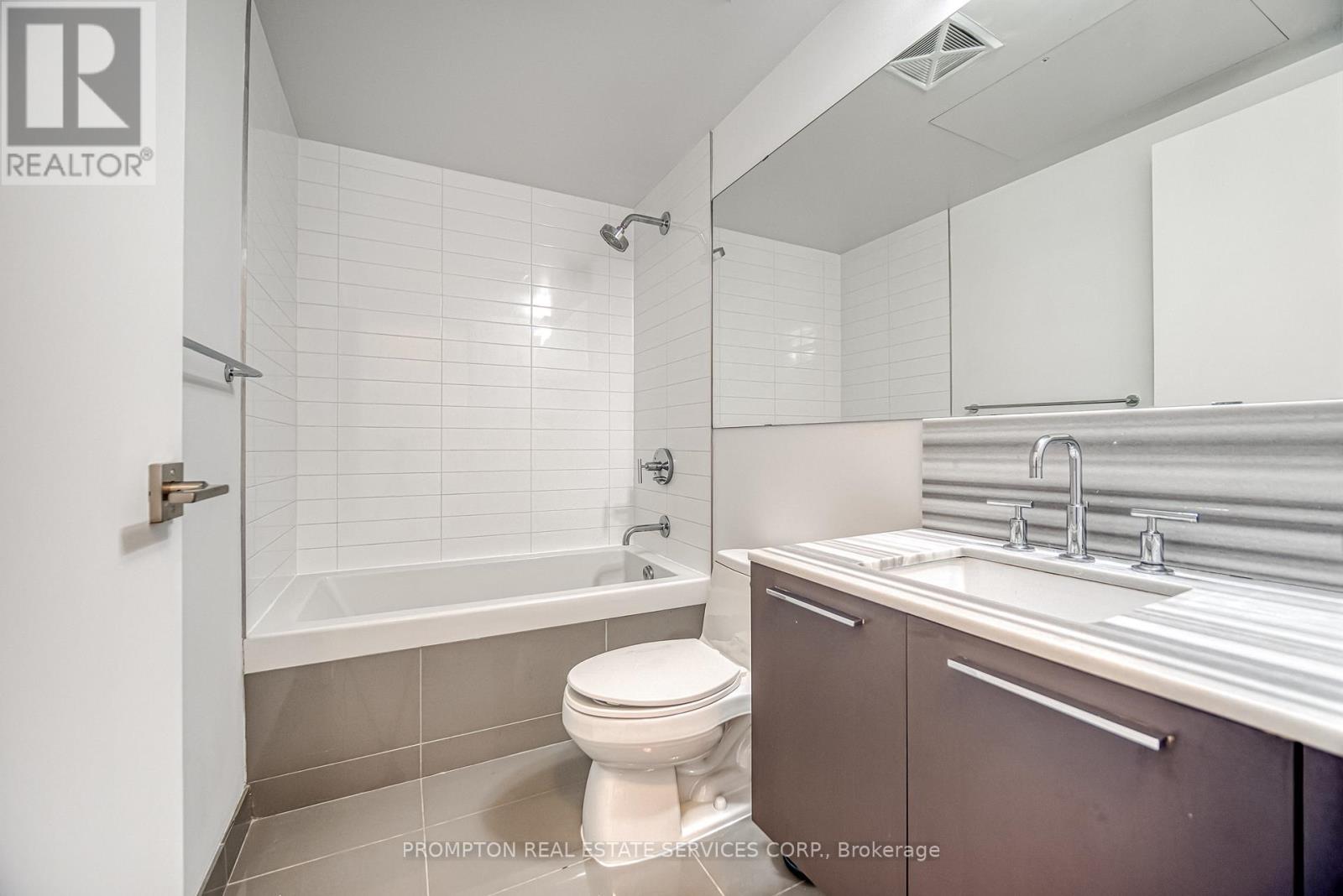 2105 - 42 Charles Street E, Toronto, Ontario  M4Y 1T4 - Photo 21 - C12213437