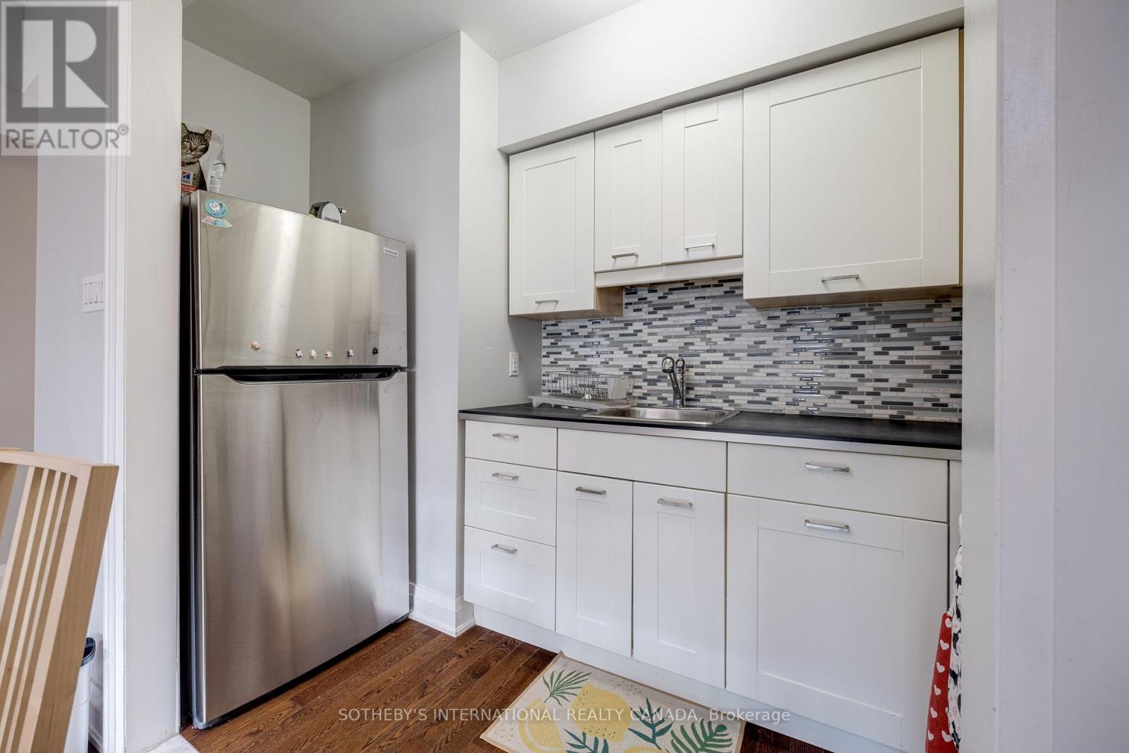 412 Wellesley Street E, Toronto, Ontario  M4X 1H6 - Photo 26 - C12213441