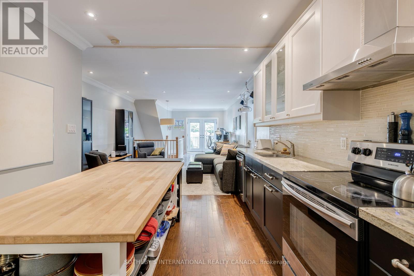 412 Wellesley Street E, Toronto, Ontario  M4X 1H6 - Photo 5 - C12213441