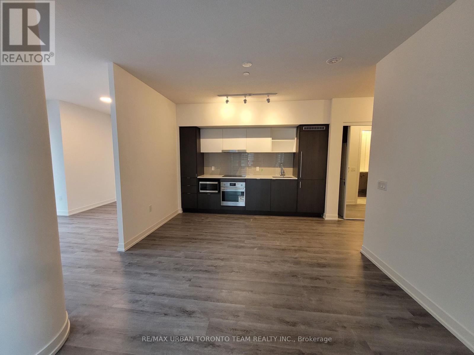 820 - 138 Downes Street, Toronto, Ontario  M5E 0E4 - Photo 2 - C12213474