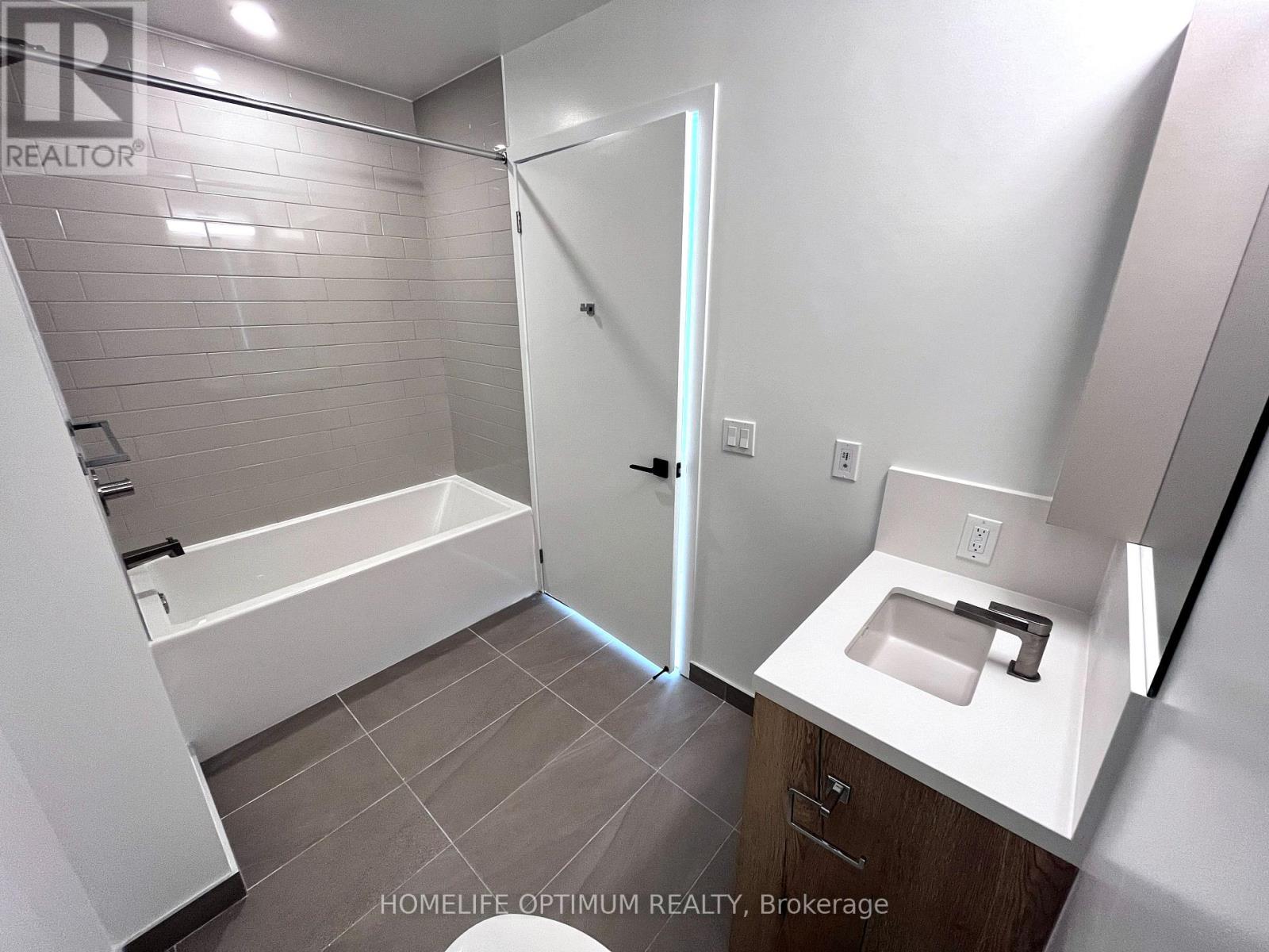 2508 - 319 Jarvis Street, Toronto, Ontario  M5B 0C8 - Photo 7 - C12213485