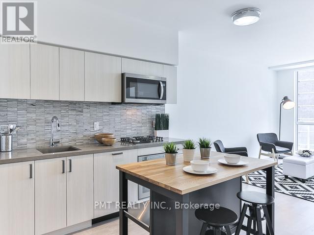 617 - 501 St Clair Avenue W, Toronto, Ontario  M5P 0A2 - Photo 7 - C12213501