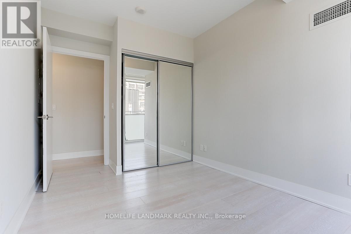 1804 - 200 Bloor Street W, Toronto, Ontario  M5S 1T8 - Photo 27 - C12213513