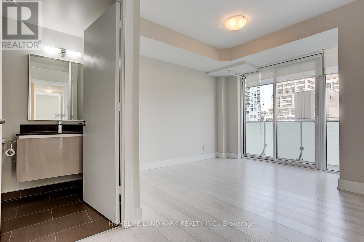 1804 - 200 Bloor Street W, Toronto, Ontario  M5S 1T8 - Photo 28 - C12213513