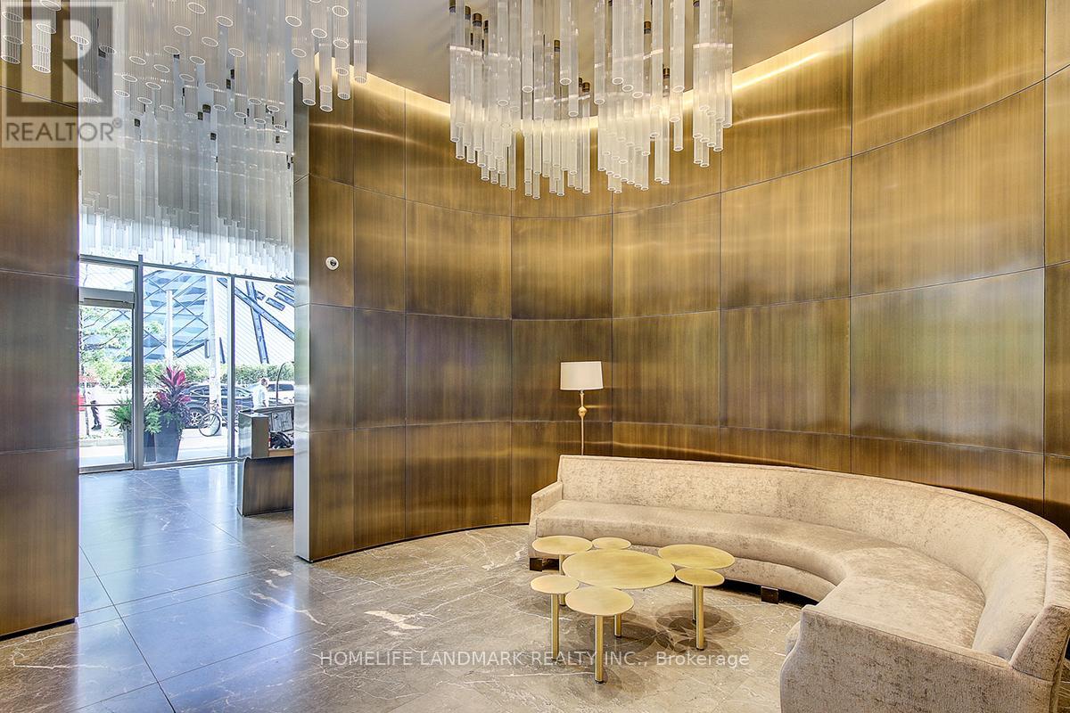 1804 - 200 Bloor Street W, Toronto, Ontario  M5S 1T8 - Photo 4 - C12213513