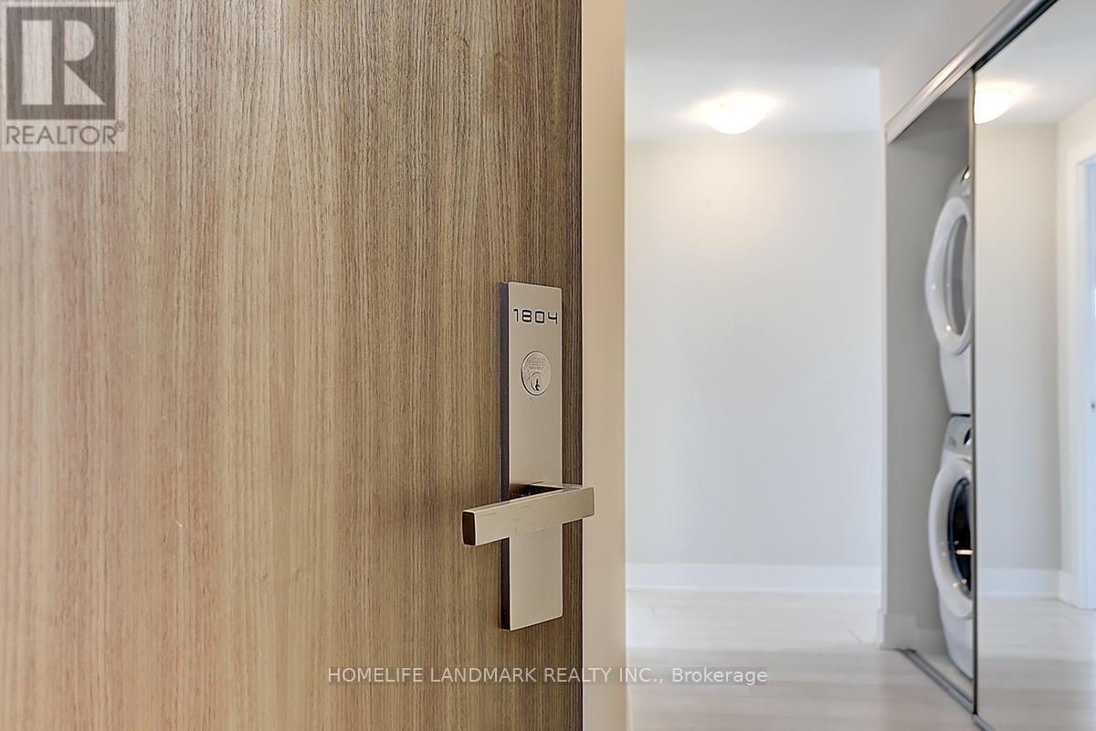 1804 - 200 Bloor Street W, Toronto, Ontario  M5S 1T8 - Photo 7 - C12213513