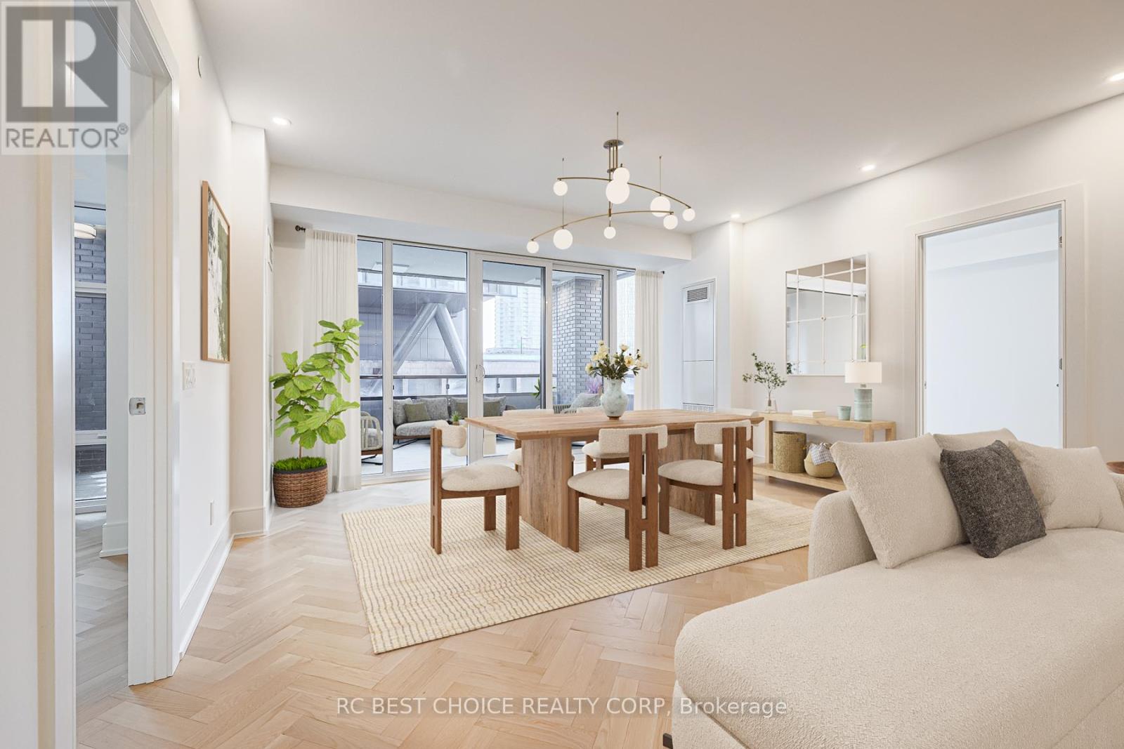 606 - 455 Wellington Street W, Toronto, Ontario  M5J 2R2 - Photo 14 - C12213522