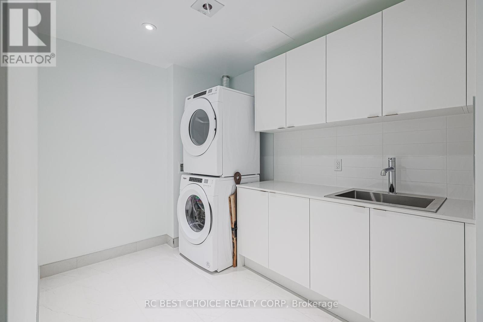 606 - 455 Wellington Street W, Toronto, Ontario  M5J 2R2 - Photo 33 - C12213522