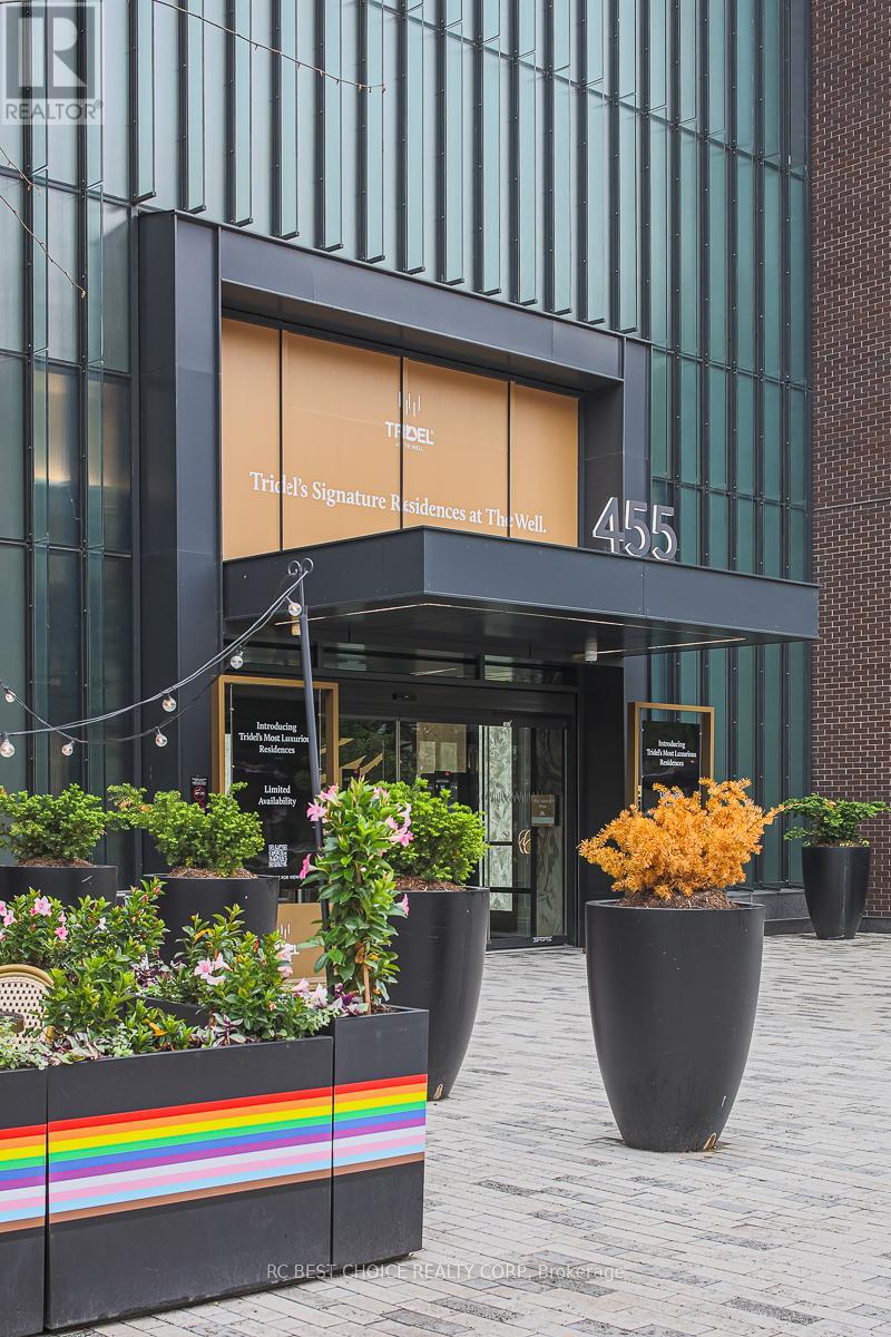606 - 455 Wellington Street W, Toronto, Ontario  M5J 2R2 - Photo 4 - C12213522