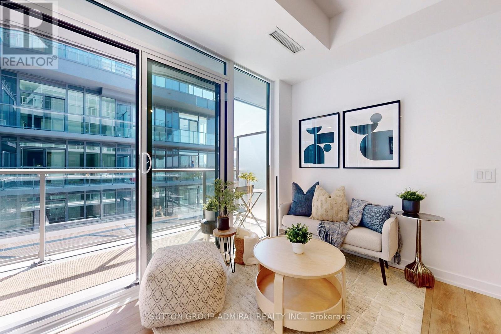 502 - 500 DUPONT STREET, Toronto, Ontario
