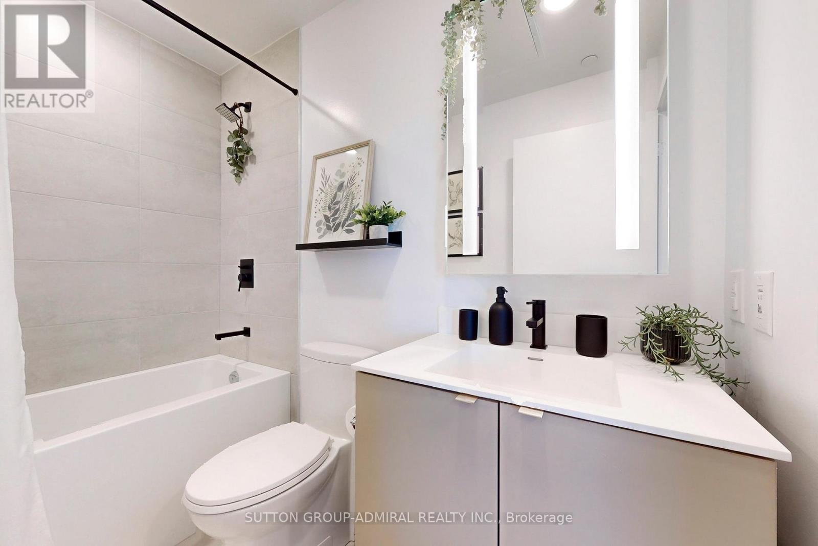 502 - 500 Dupont Street, Toronto, Ontario  M6G 0B8 - Photo 10 - C12213527