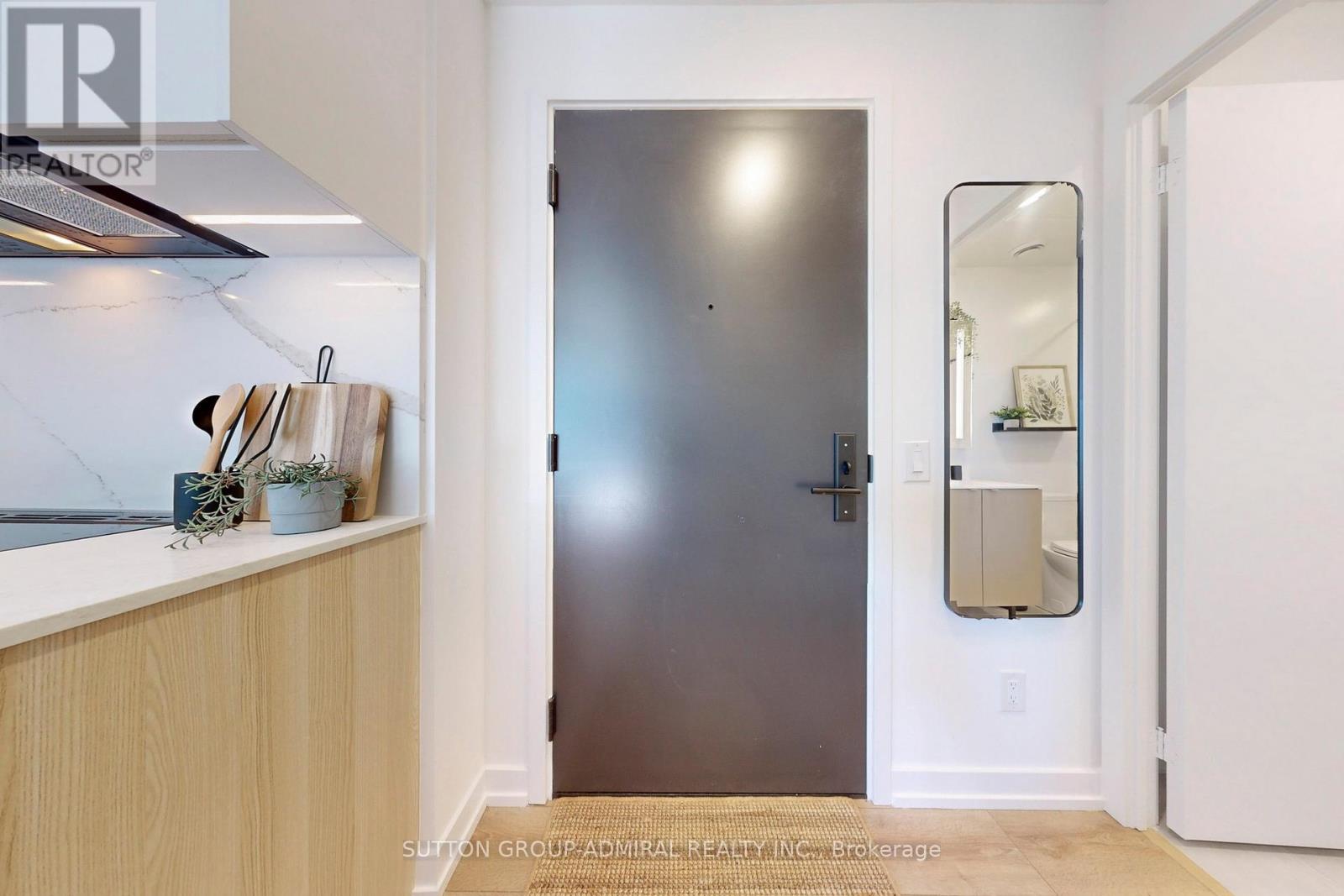 502 - 500 Dupont Street, Toronto, Ontario  M6G 0B8 - Photo 12 - C12213527