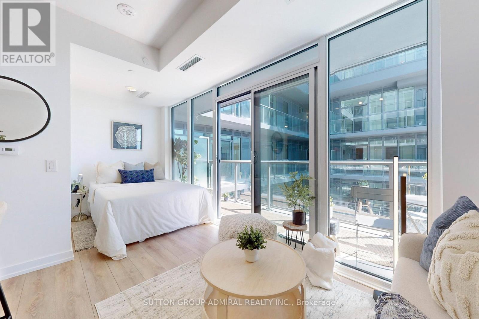502 - 500 Dupont Street, Toronto, Ontario  M6G 0B8 - Photo 9 - C12213527