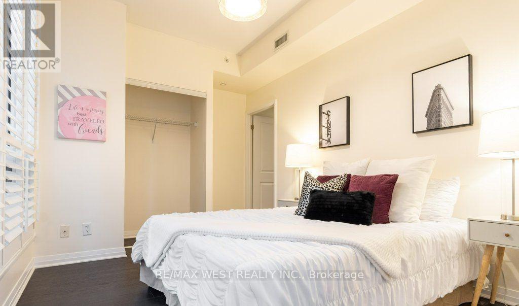 1308 - 8 Mercer Street, Toronto, Ontario  M5V 0C4 - Photo 11 - C12213557