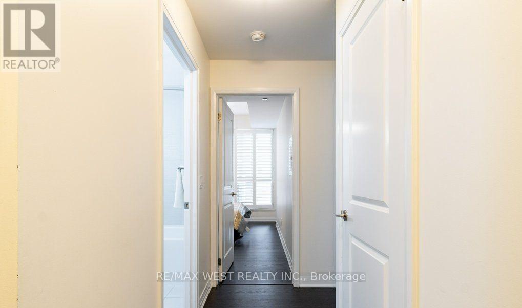 1308 - 8 Mercer Street, Toronto, Ontario  M5V 0C4 - Photo 17 - C12213557
