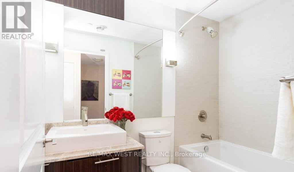 1308 - 8 Mercer Street, Toronto, Ontario  M5V 0C4 - Photo 22 - C12213557