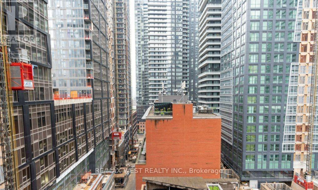 1308 - 8 Mercer Street, Toronto, Ontario  M5V 0C4 - Photo 29 - C12213557
