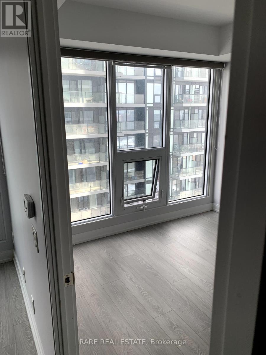 1715 - 181 Dundas Street, Toronto, Ontario  M5A 0N5 - Photo 4 - C12213565