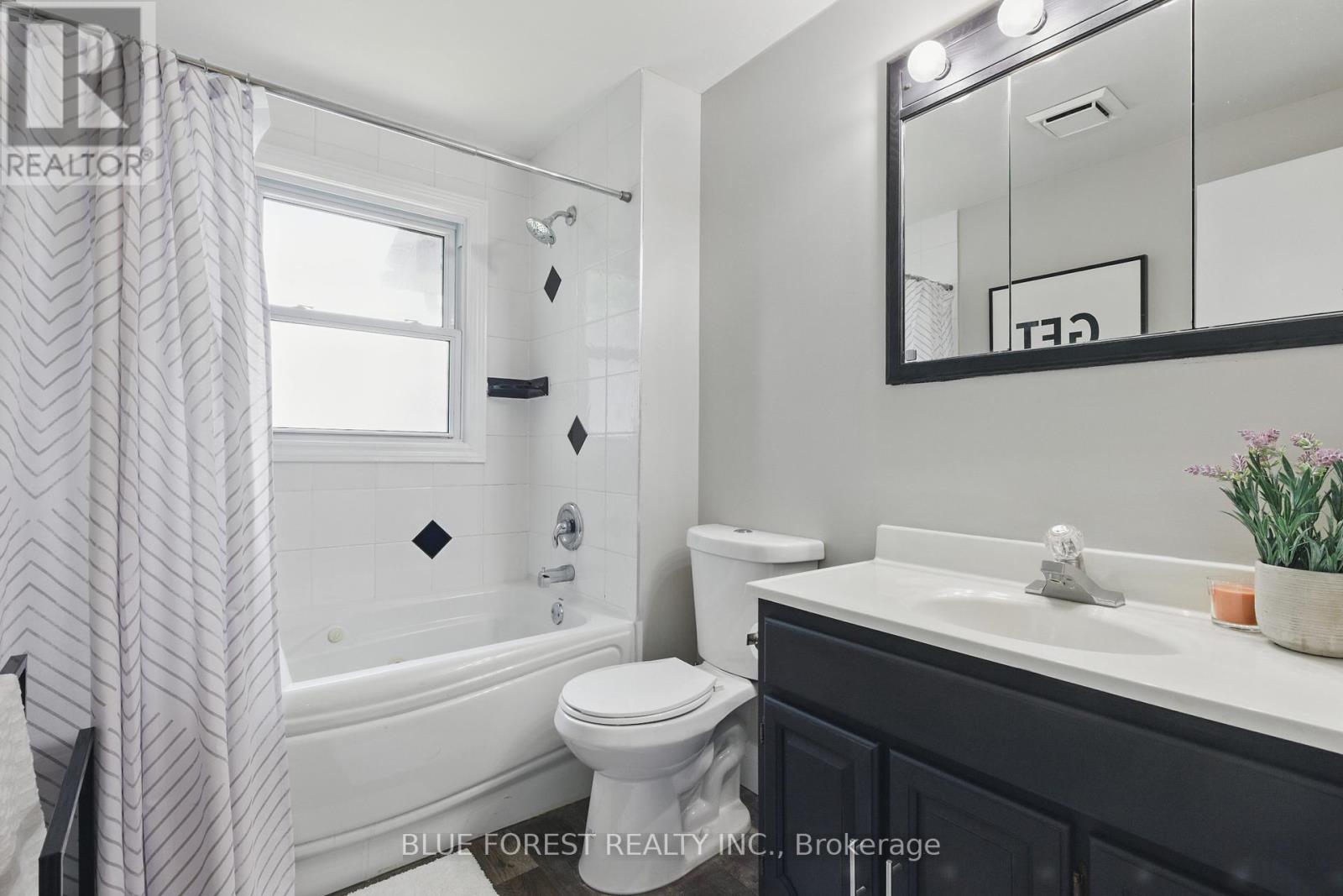 36 - 690 Little Grey Street, London East (East L), Ontario  N5Z 4M9 - Photo 20 - X12213003