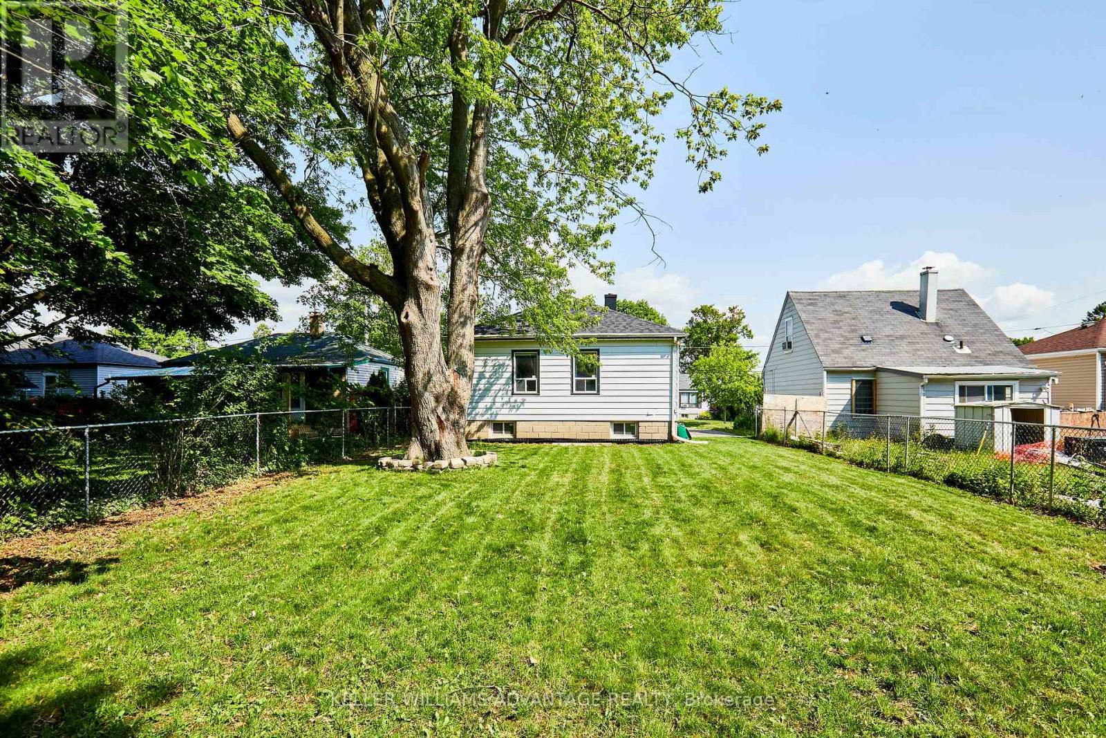 211 Marquette Avenue, Oshawa, Ontario  L1J 1W3 - Photo 25 - E12213300