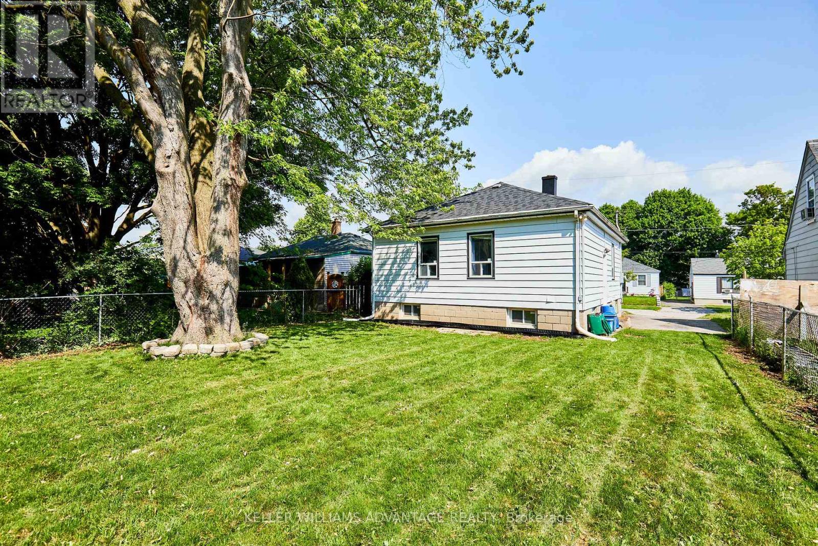 211 Marquette Avenue, Oshawa, Ontario  L1J 1W3 - Photo 26 - E12213300