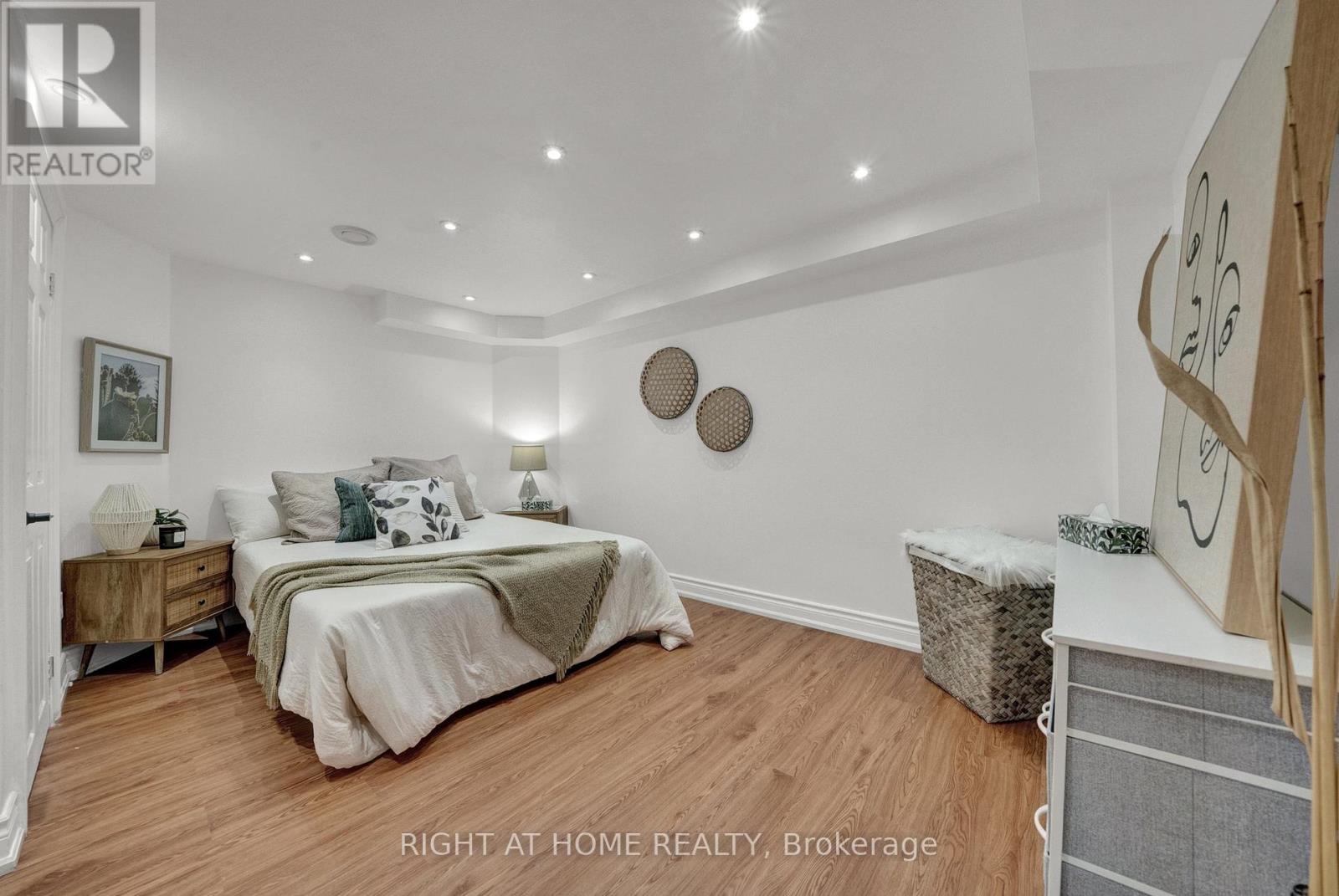 6 Beadle Drive, Ajax (South East), Ontario  L1S 7N9 - Photo 31 - E12213341