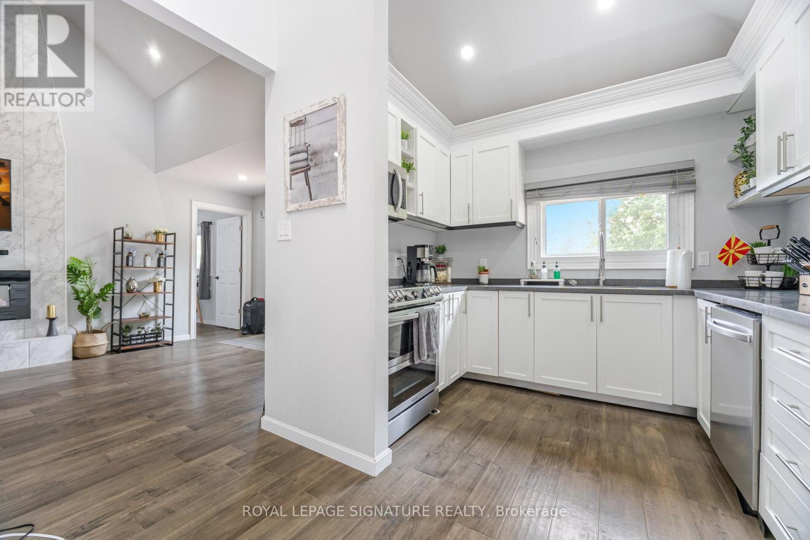 36 Marina Drive, Scugog, Ontario  L0B 1E0 - Photo 16 - E12213428