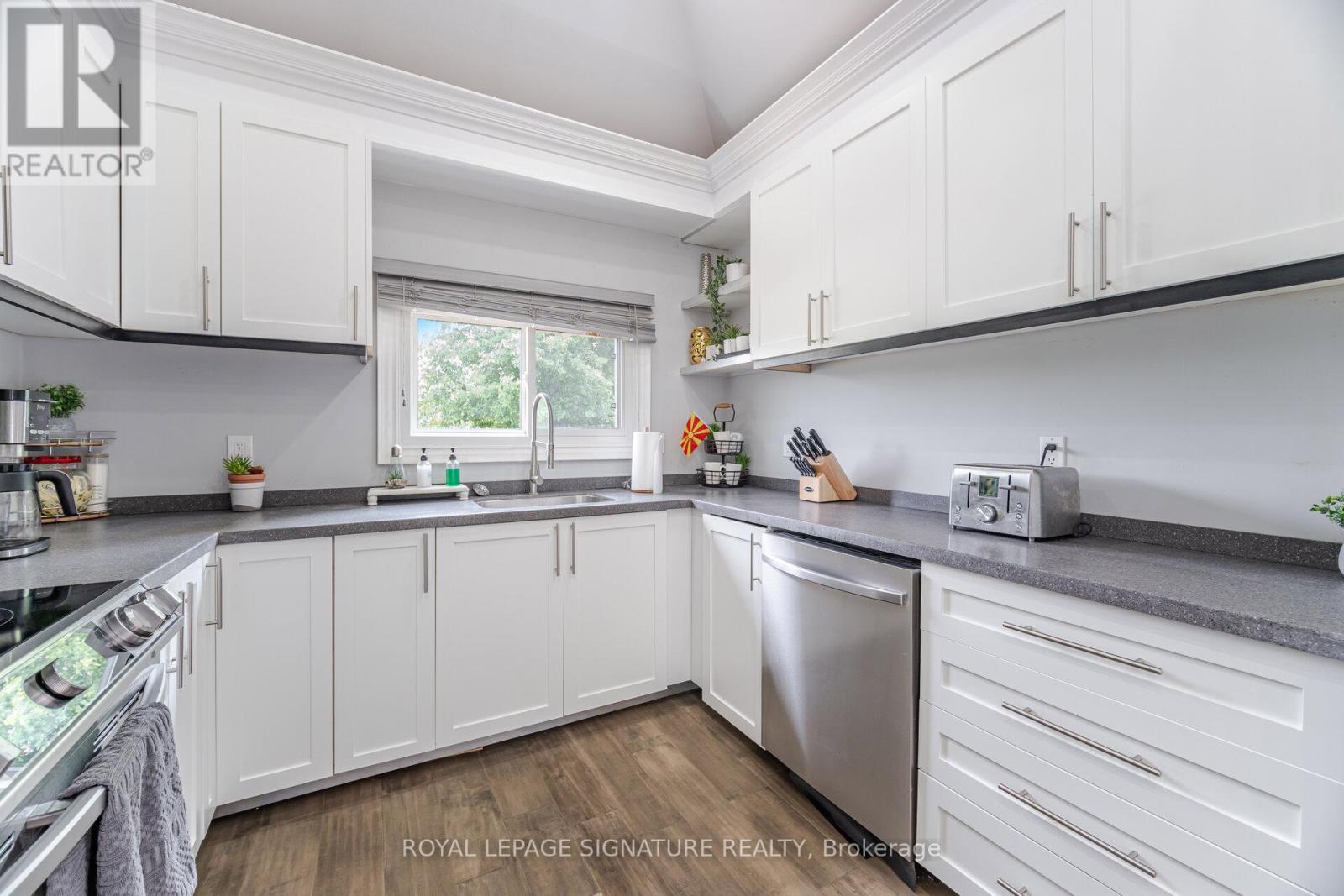 36 Marina Drive, Scugog, Ontario  L0B 1E0 - Photo 18 - E12213428
