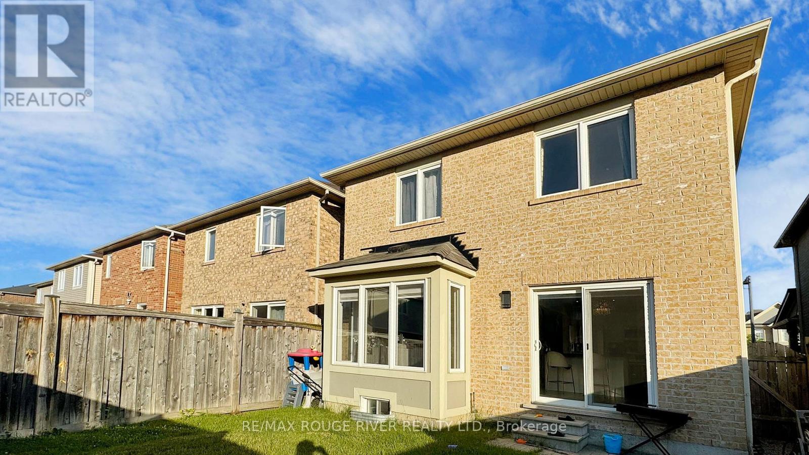 1834 Misthollow Drive, Pickering (Duffin Heights), Ontario  L1X 0A7 - Photo 37 - E12213456