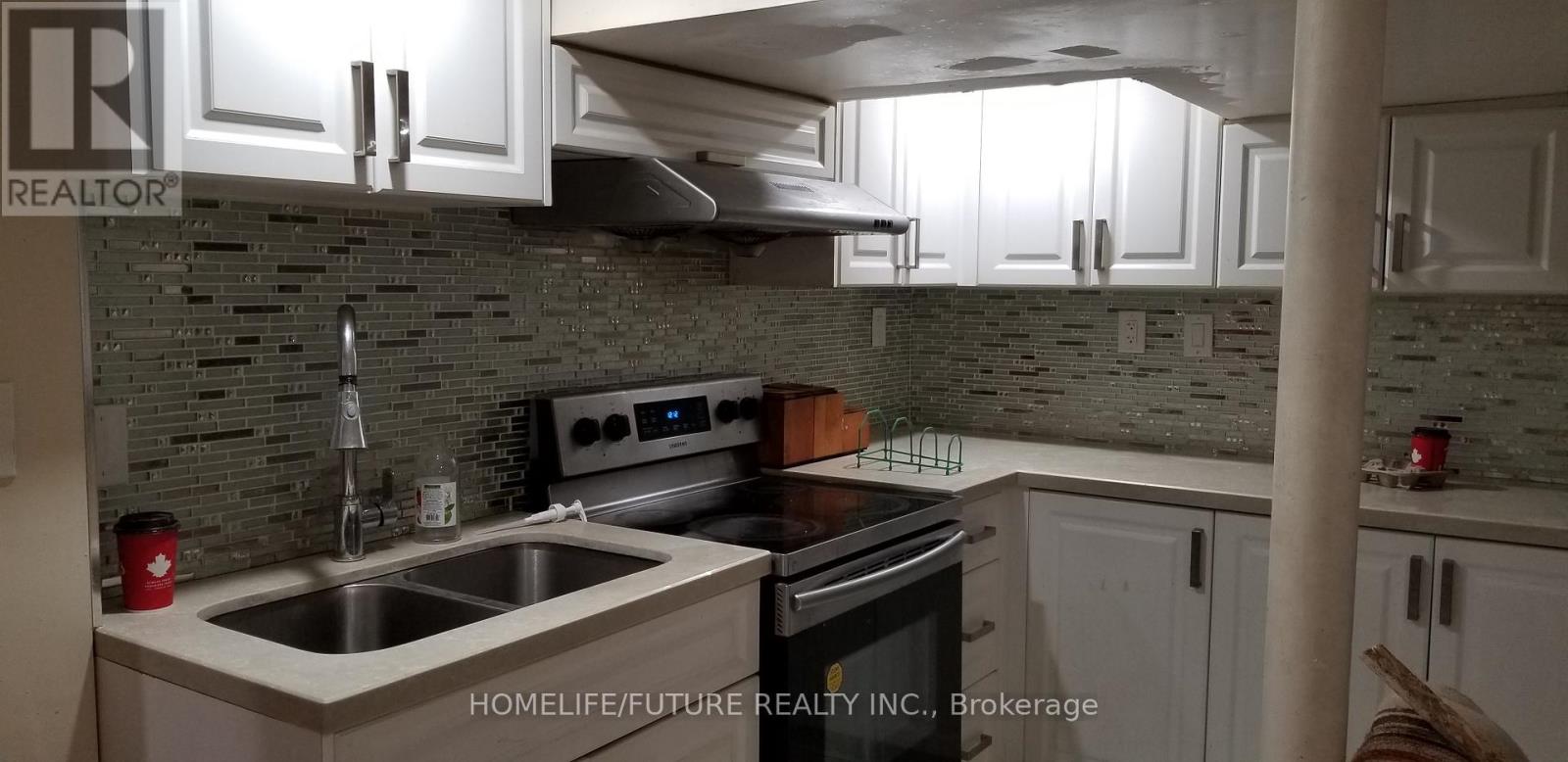 Bsmt - 5 Neston Avenue, Toronto (Kennedy Park), Ontario  M1K 4M9 - Photo 5 - E12213461