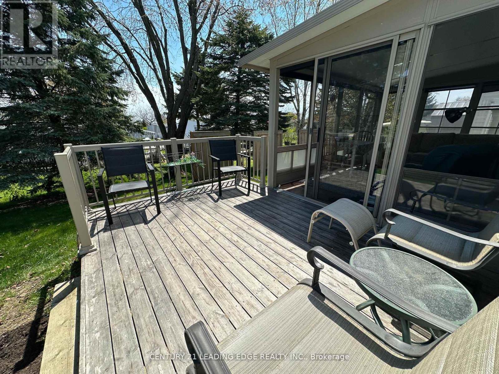 93 Wilmot Trail, Clarington, Ontario  L1B 1A7 - Photo 21 - E12213473